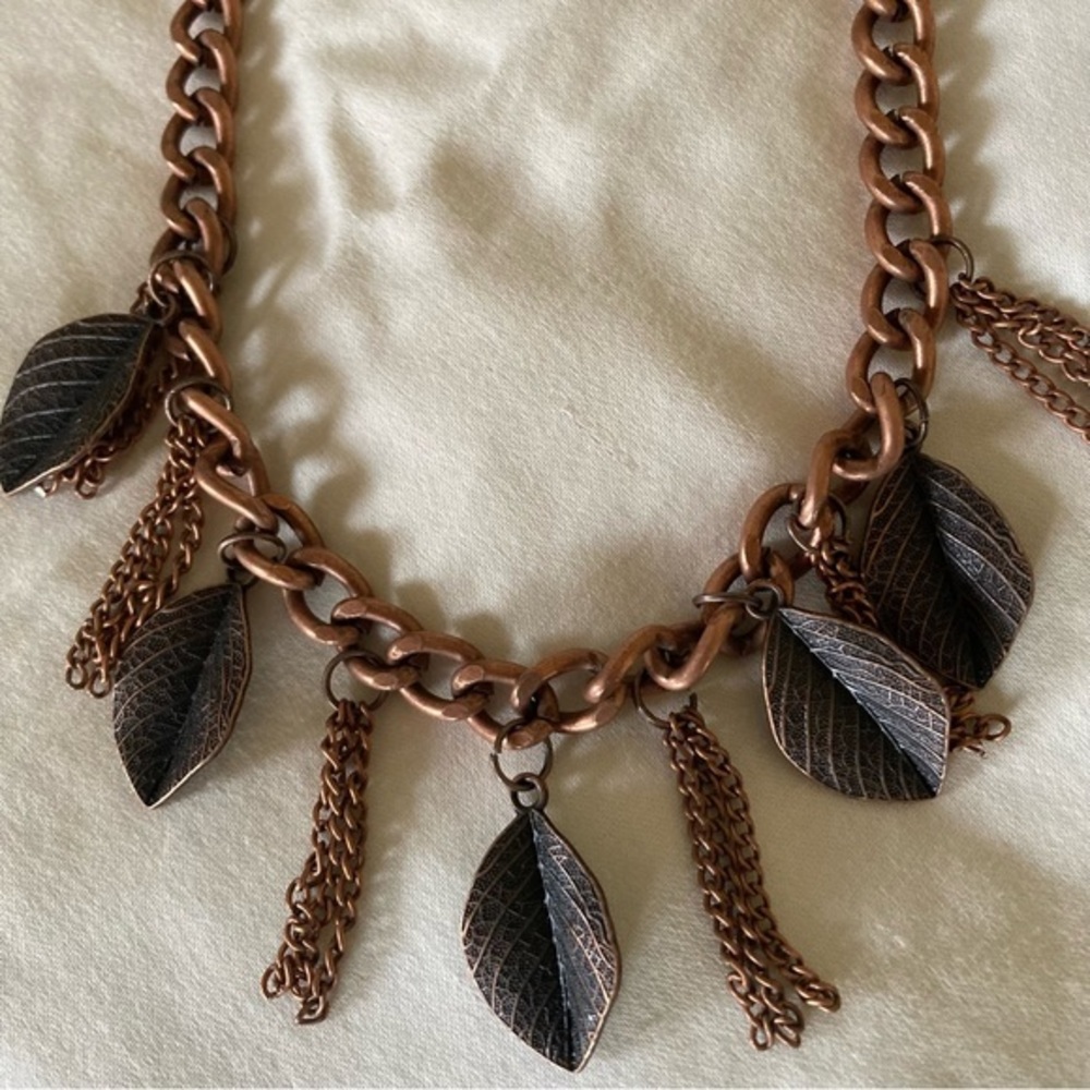 Copper Gold Tone Chain Leaves Leaf Charm Necklace 17” with 2” extension